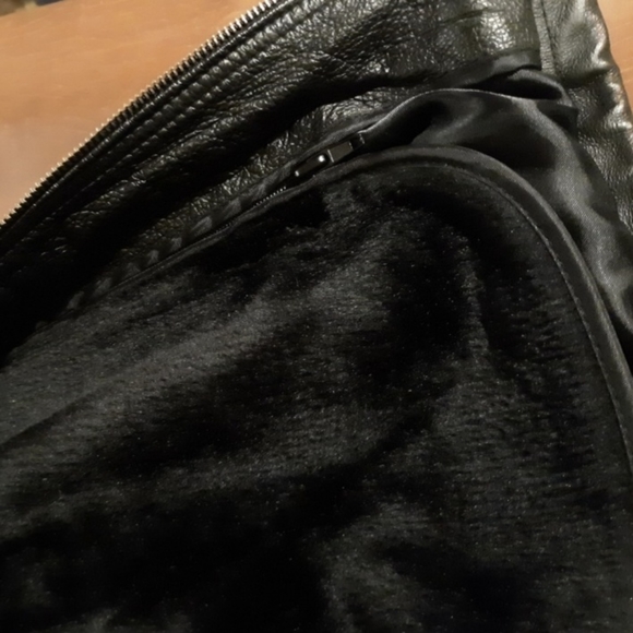 Womens Leather Jacket. - Picture 4 of 10
